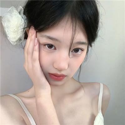 俊俏媳妇开明婆